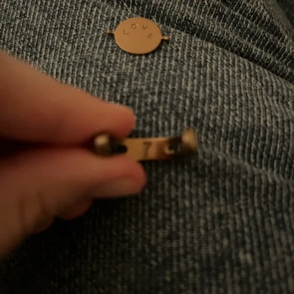 Rose gold “CONQUERing's” mission is to help you feel empowered. Interchangeable - Picture 2 of 6